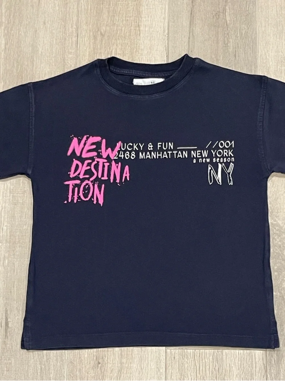 ZARA Kids New Destination NY Graphic T-Shirt Navy Blue Pink Size 6–7 cool